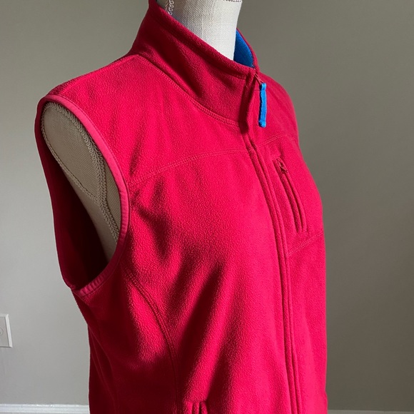 Orvis Red Zip Vest - Picture 9 of 11